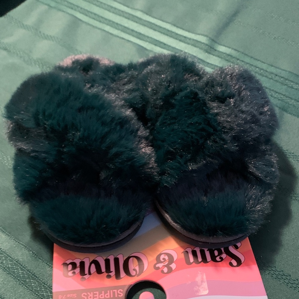 Sam & Olivia Plush Fuzzy Slide Slippers - Teal Green - Picture 6 of 8